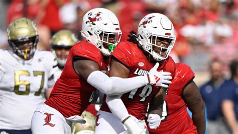 louisville cardinals football score